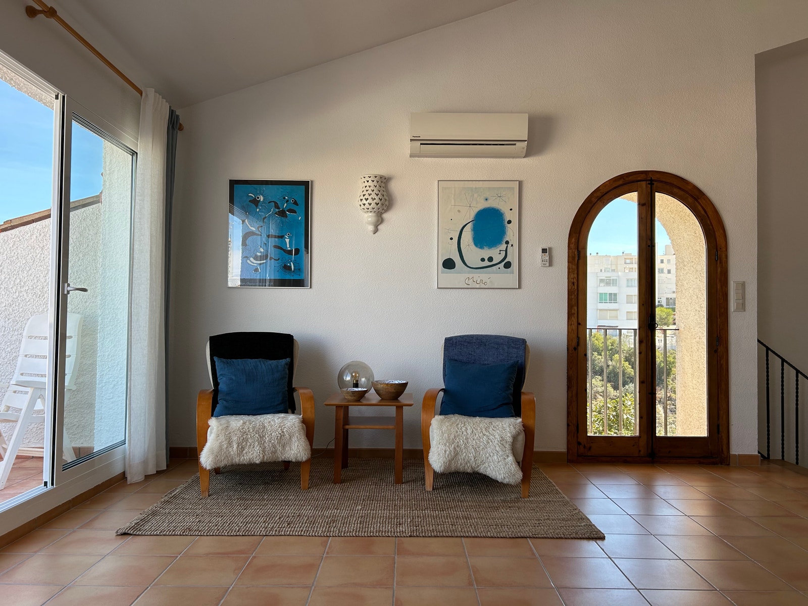 Hjørnehus gir lysinnslipp også på endeveggen. Aircondition! Galleribilde