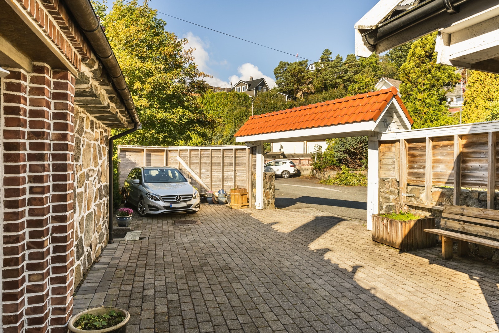 Gårdsplass 2 Galleribilde