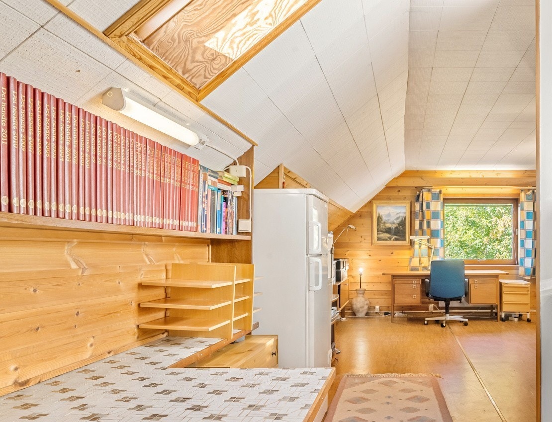 TV stue (høyre side brukes til lagring ifm vår flytting) Galleribilde