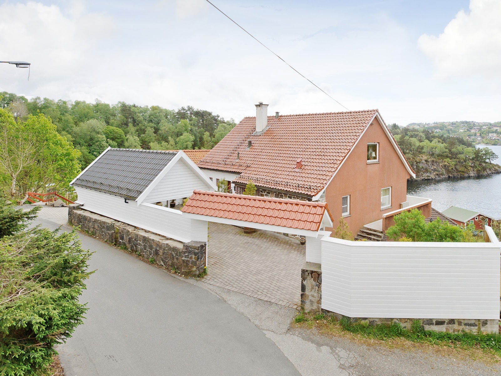 gårdsplass 4 Galleribilde