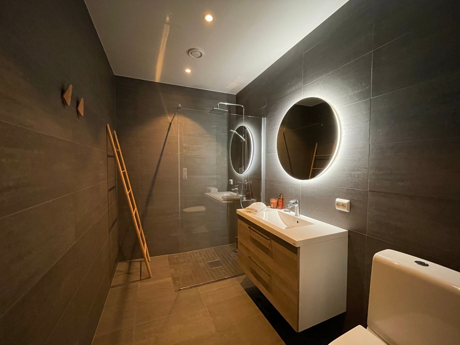 Bad 1.etg. Galleribilde