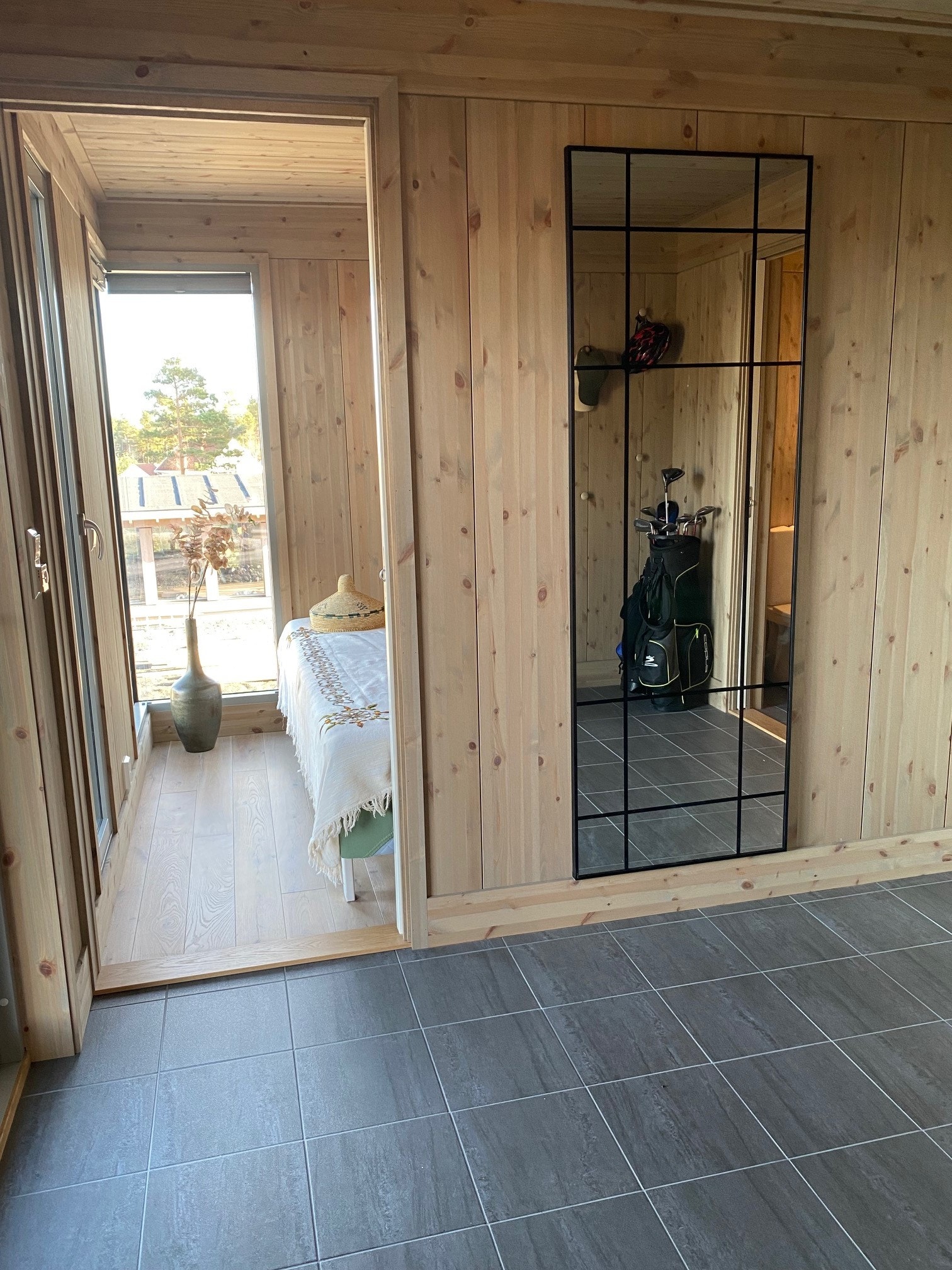 Gang, inngang til sov 3 Galleribilde