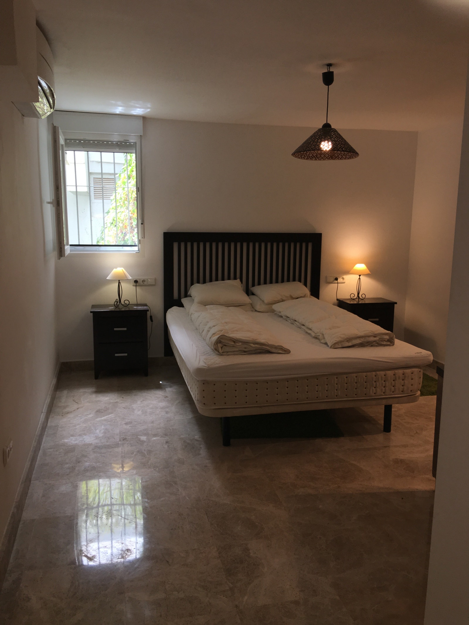 Soverom med eget bad Galleribilde