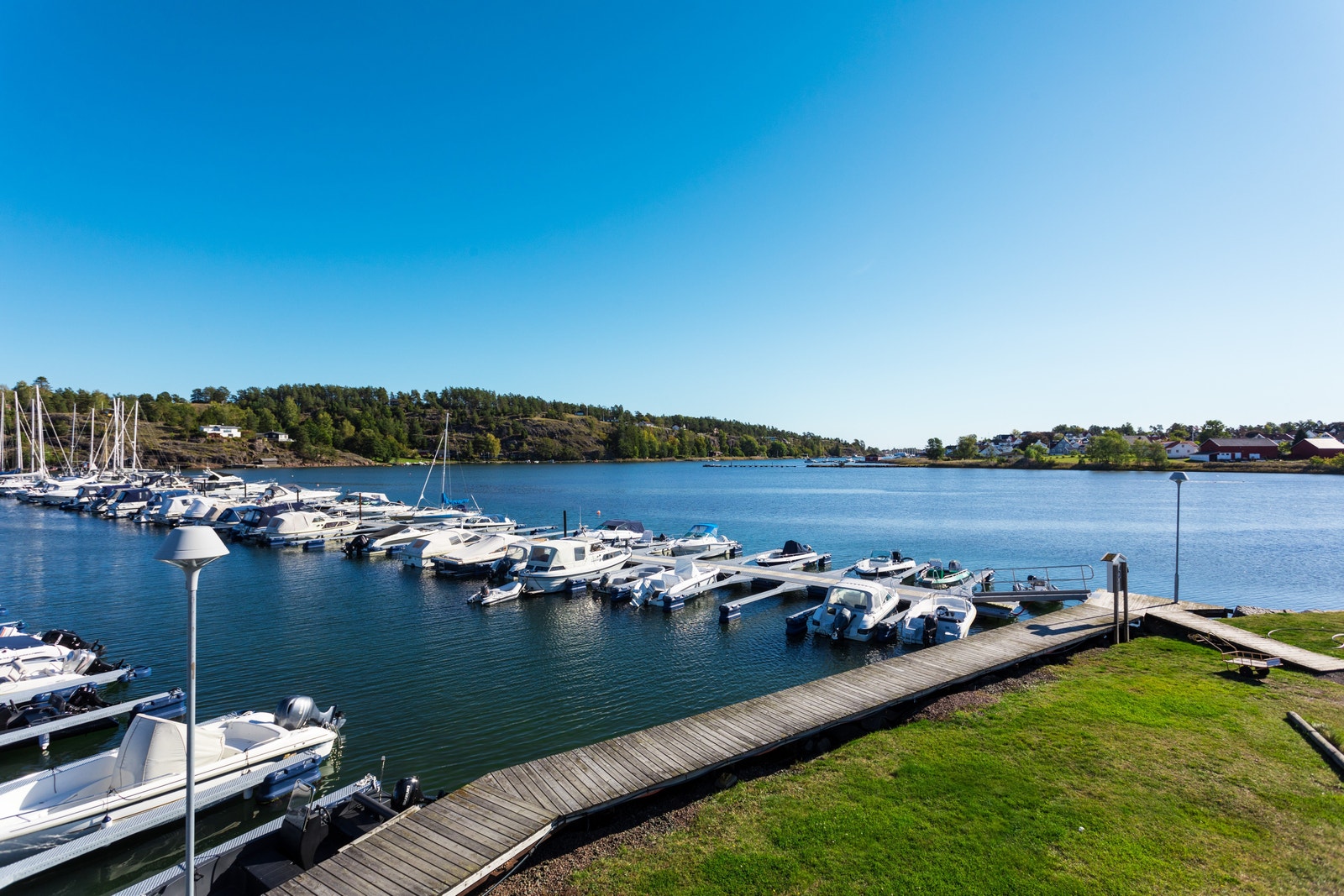 Hjemseng båthavn. Foto Frank Hesjedal Galleribilde