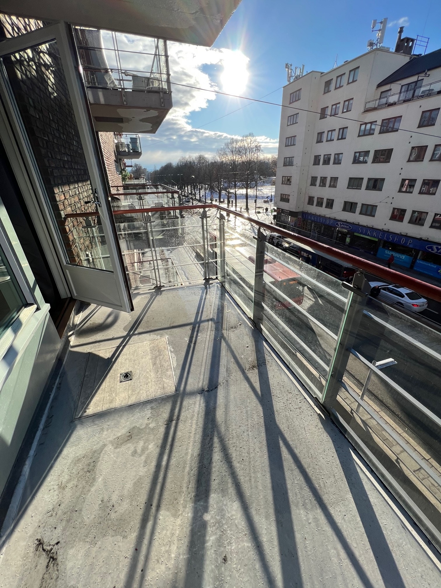 Felles balkong Galleribilde