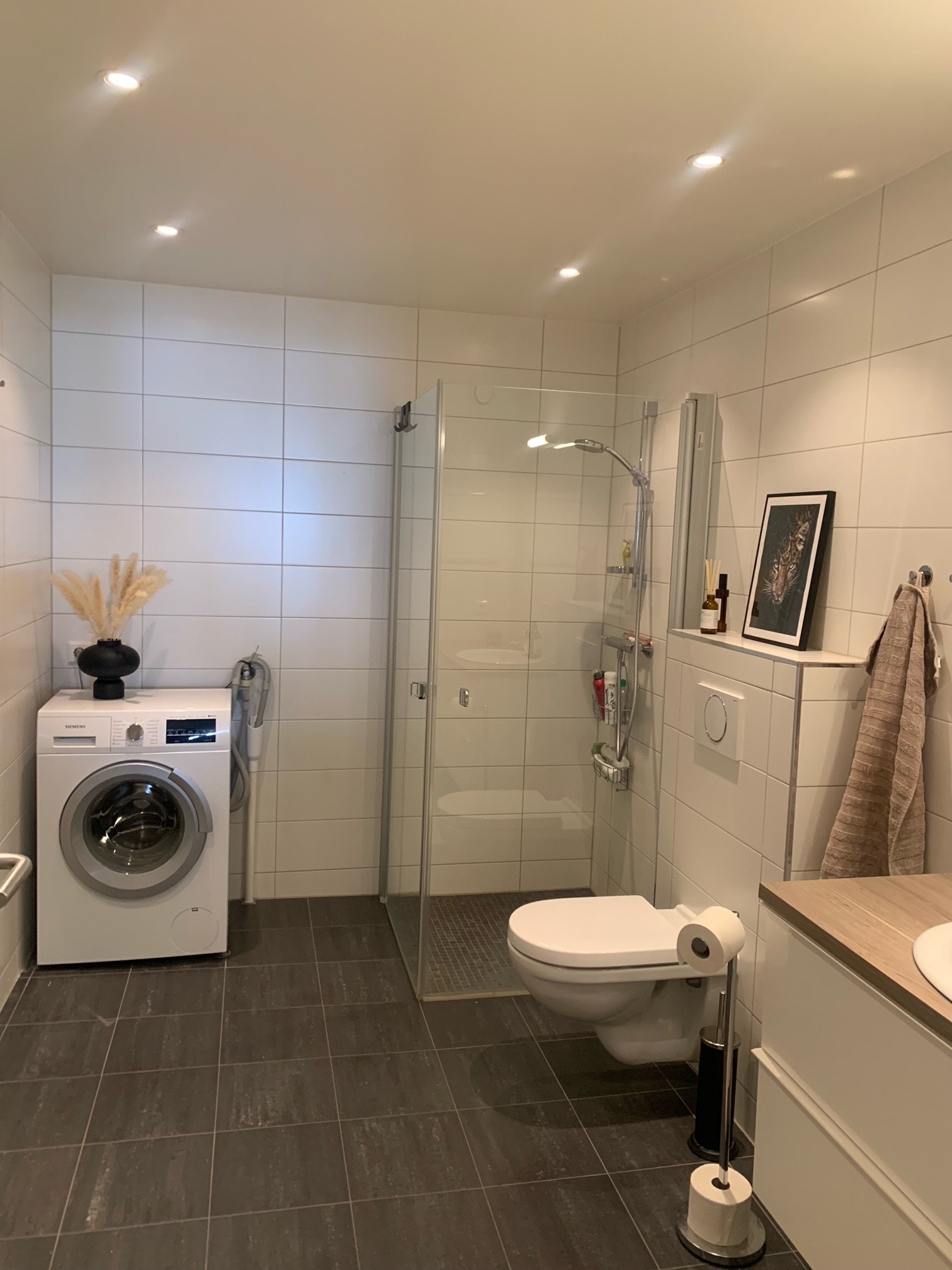 Bad m/hvitevarer Galleribilde