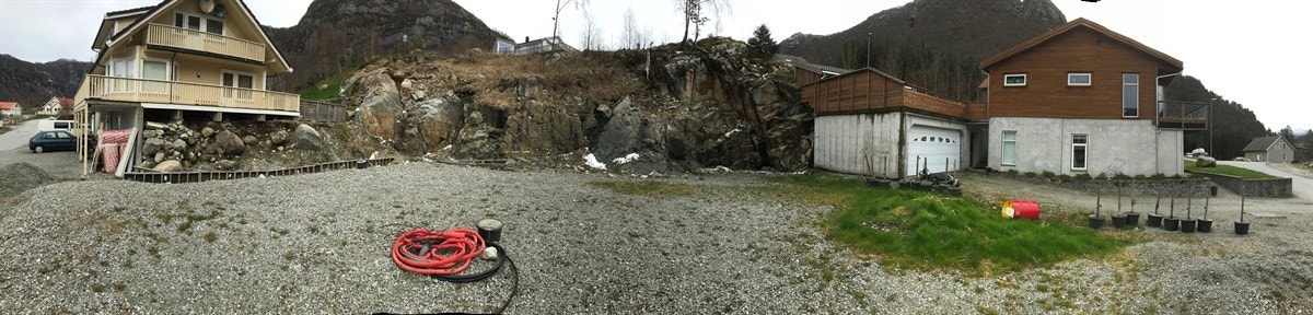 Tomten ligger i et etablert boligfelt Galleribilde