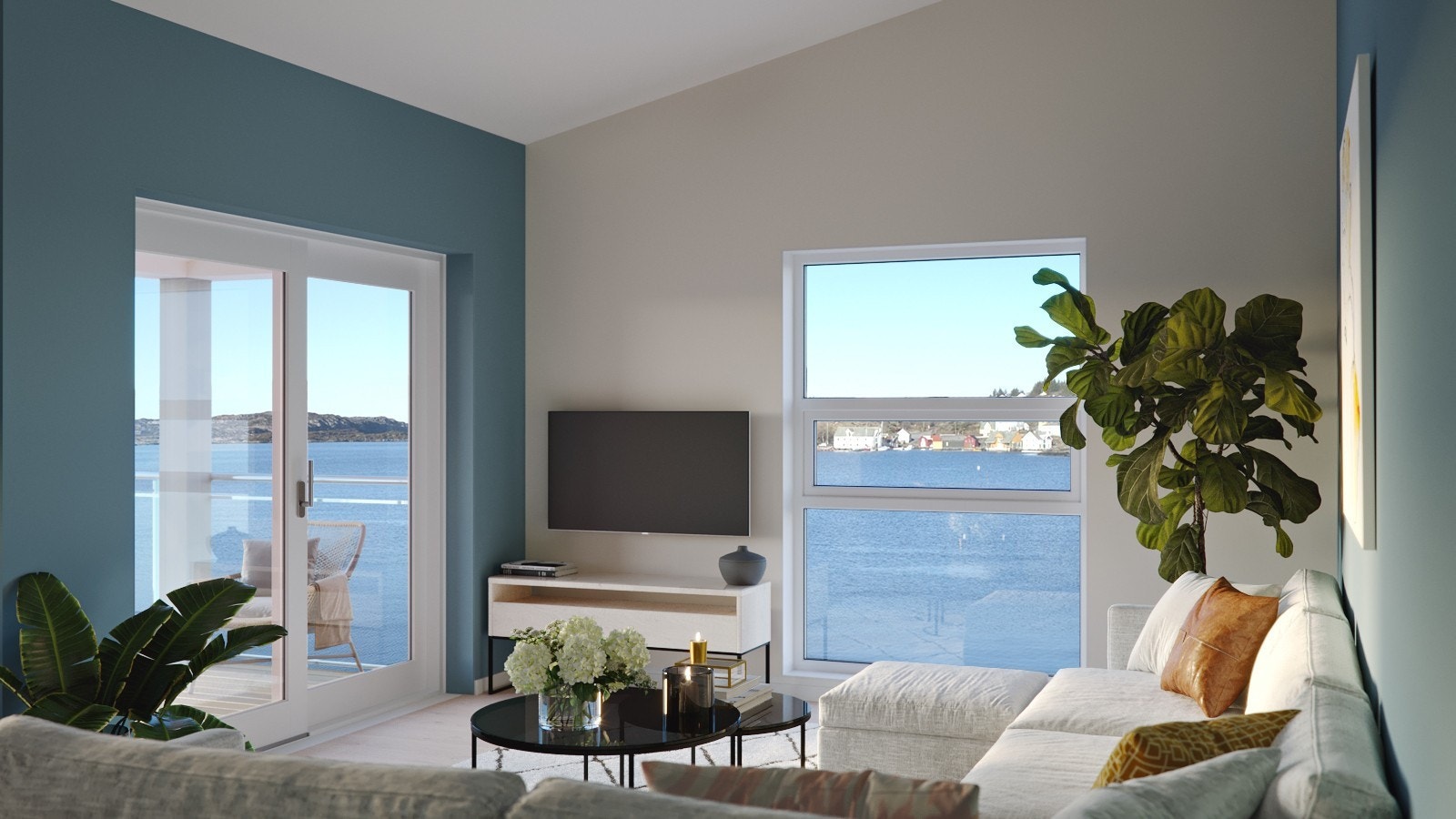 Fantastisk utsikt fra stuen, på andre siden av fjorden ser vi Glesvær Galleribilde