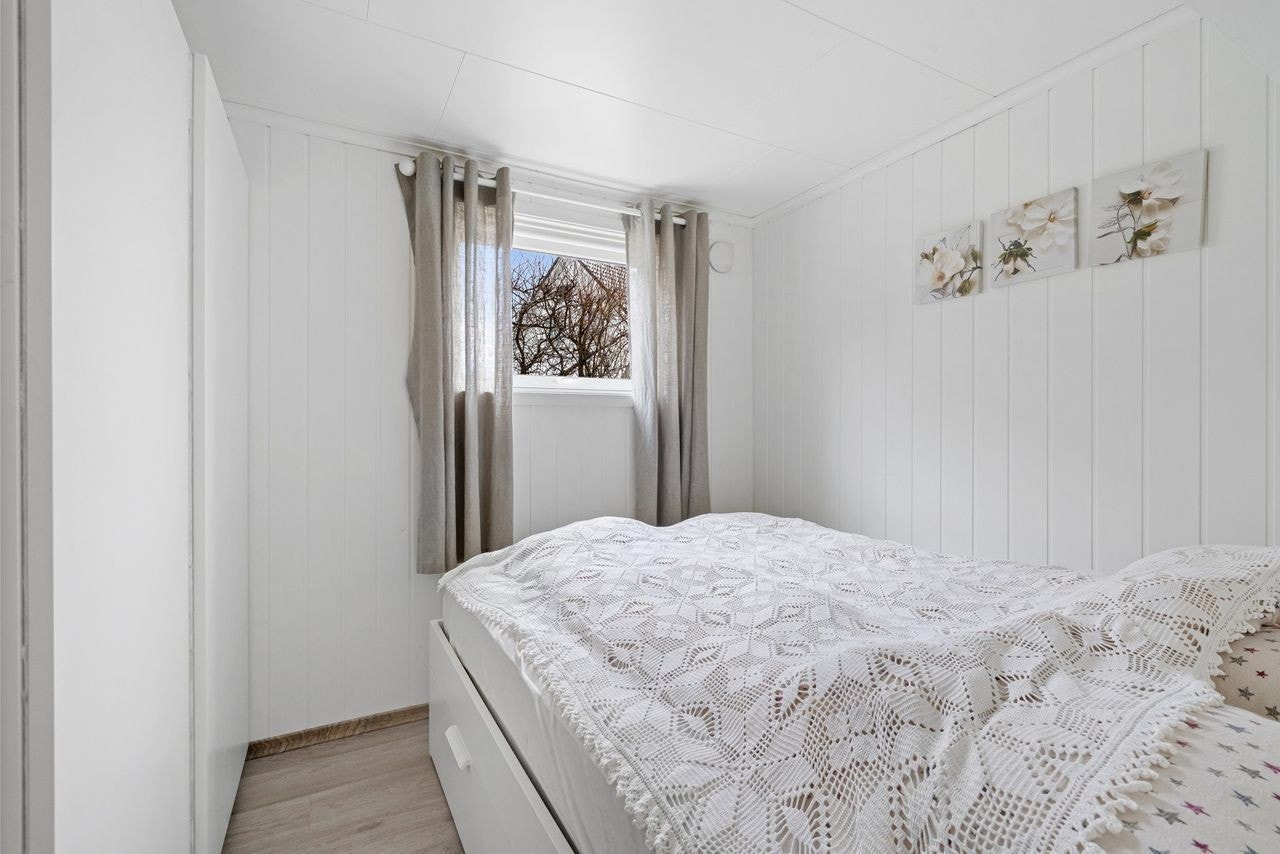 Sleeping Room (Sove Rom) Galleribilde