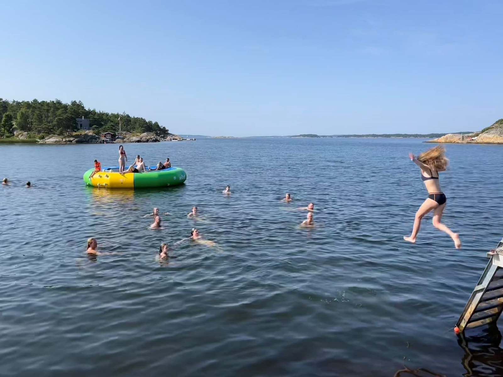 Trampolinen er alltid populær. Galleribilde