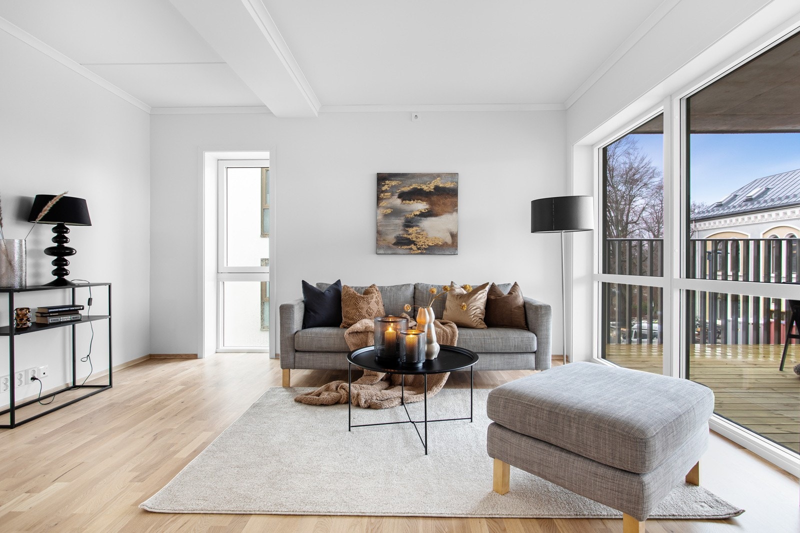 Leilighet 23 i bygg 2 er stylet og fotografert. Disse bildene er fra denne leiligheten og viser standardleveransen. Galleribilde