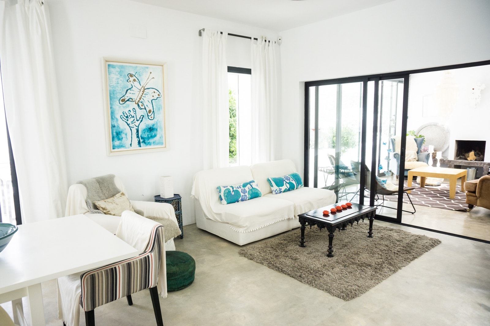 Spiseplass og tv-stue Galleribilde