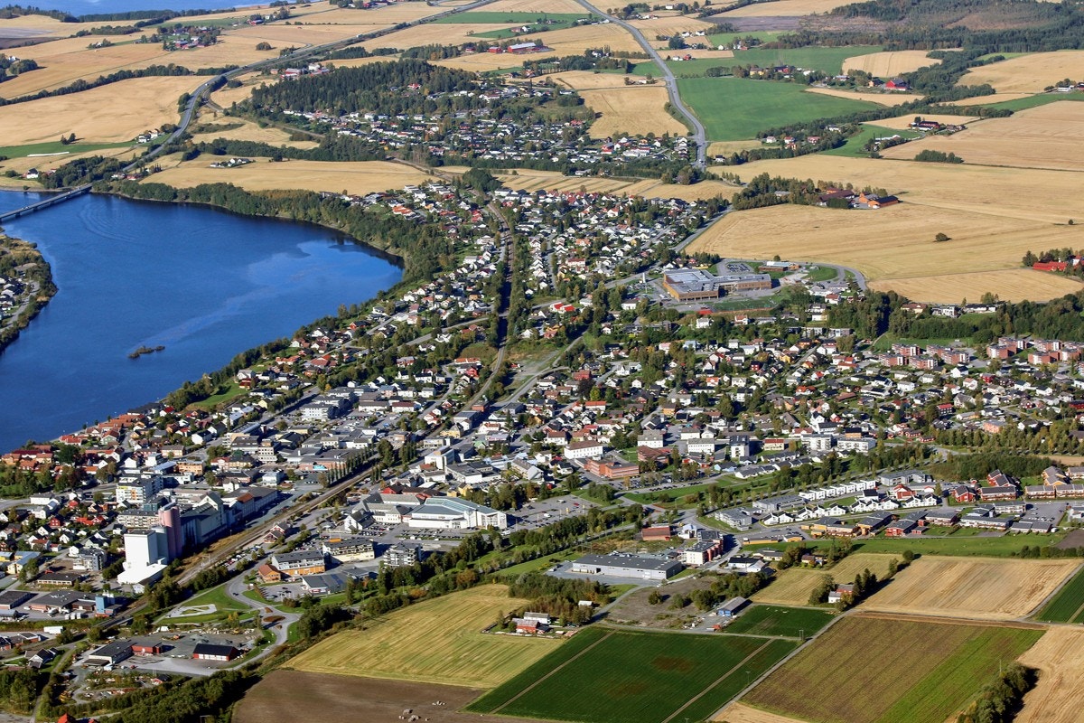 Kort avstand til sentrum ca. 1,5 km. Galleribilde