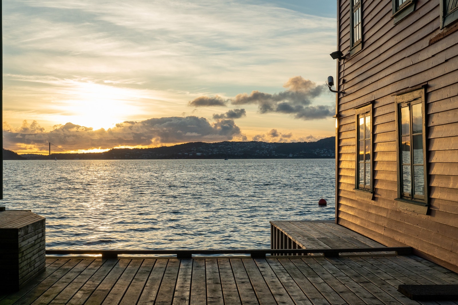 Tilhørende brygge Galleribilde
