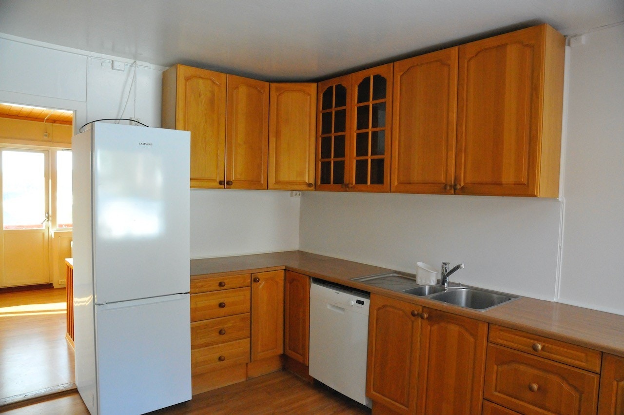 Kjøkken i heltre eik Galleribilde