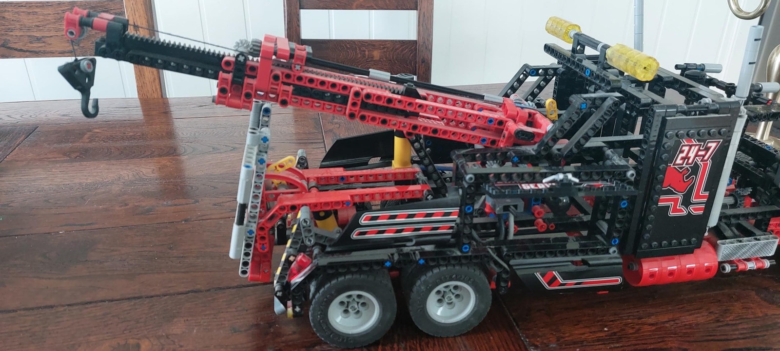 Utgått Lego sett 8285 Technic tow truck FINN-torget