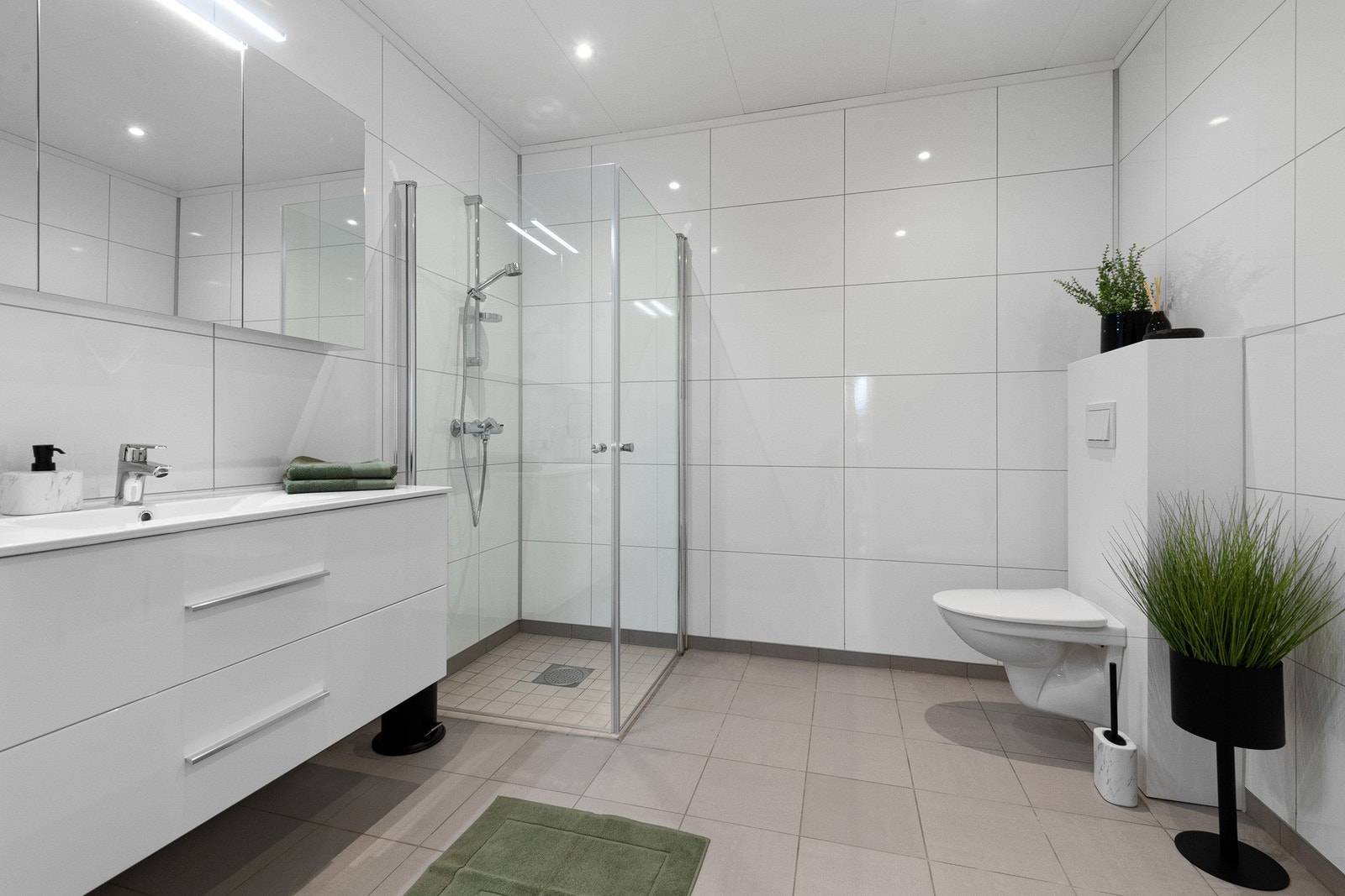 Romslig bad Galleribilde