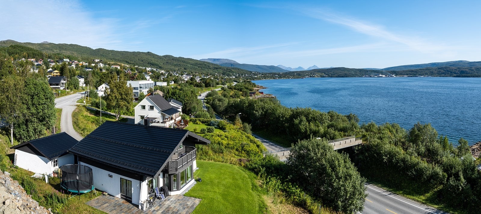 Utsikt mot øst. Galleribilde