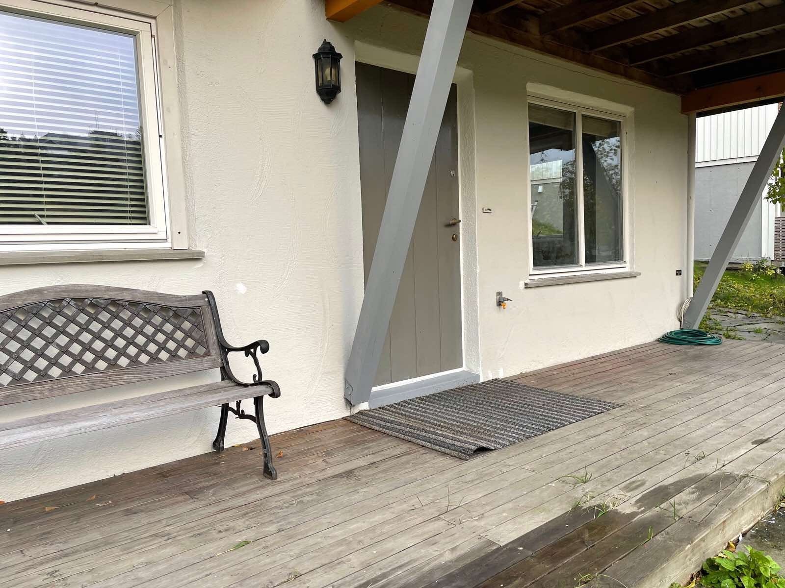 Egen inngang Galleribilde