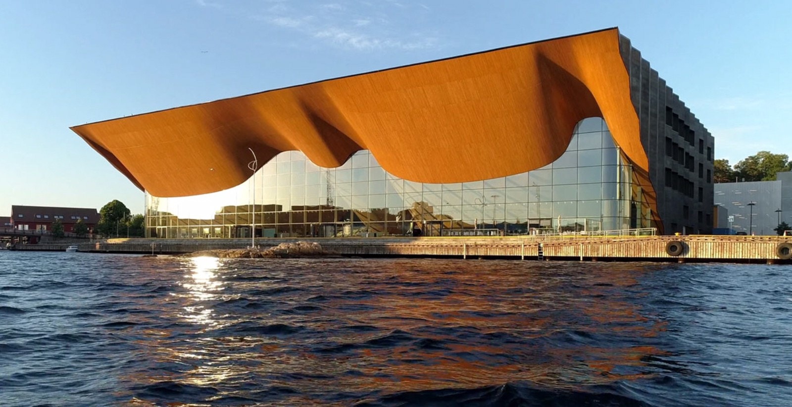 Nærområde - www.kunstsilo.no og kilden Galleribilde