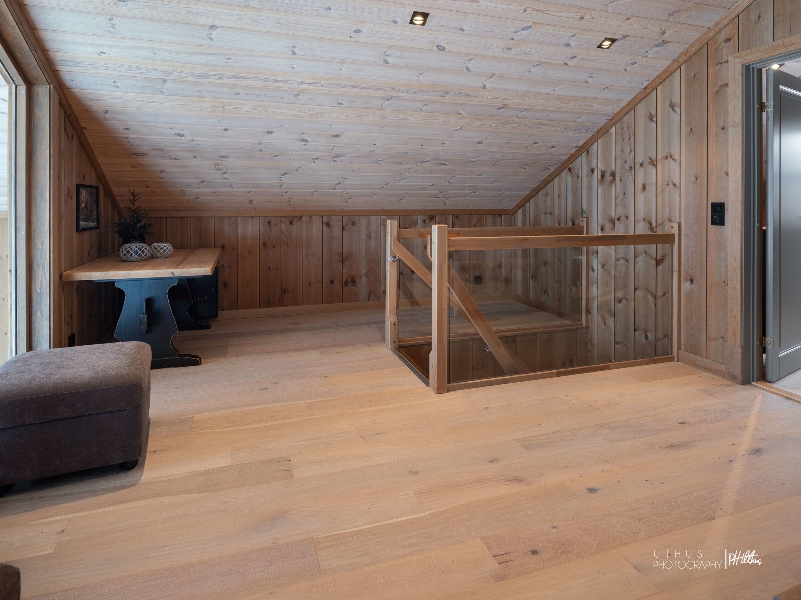 Trappeløp opp til loftstuen Galleribilde