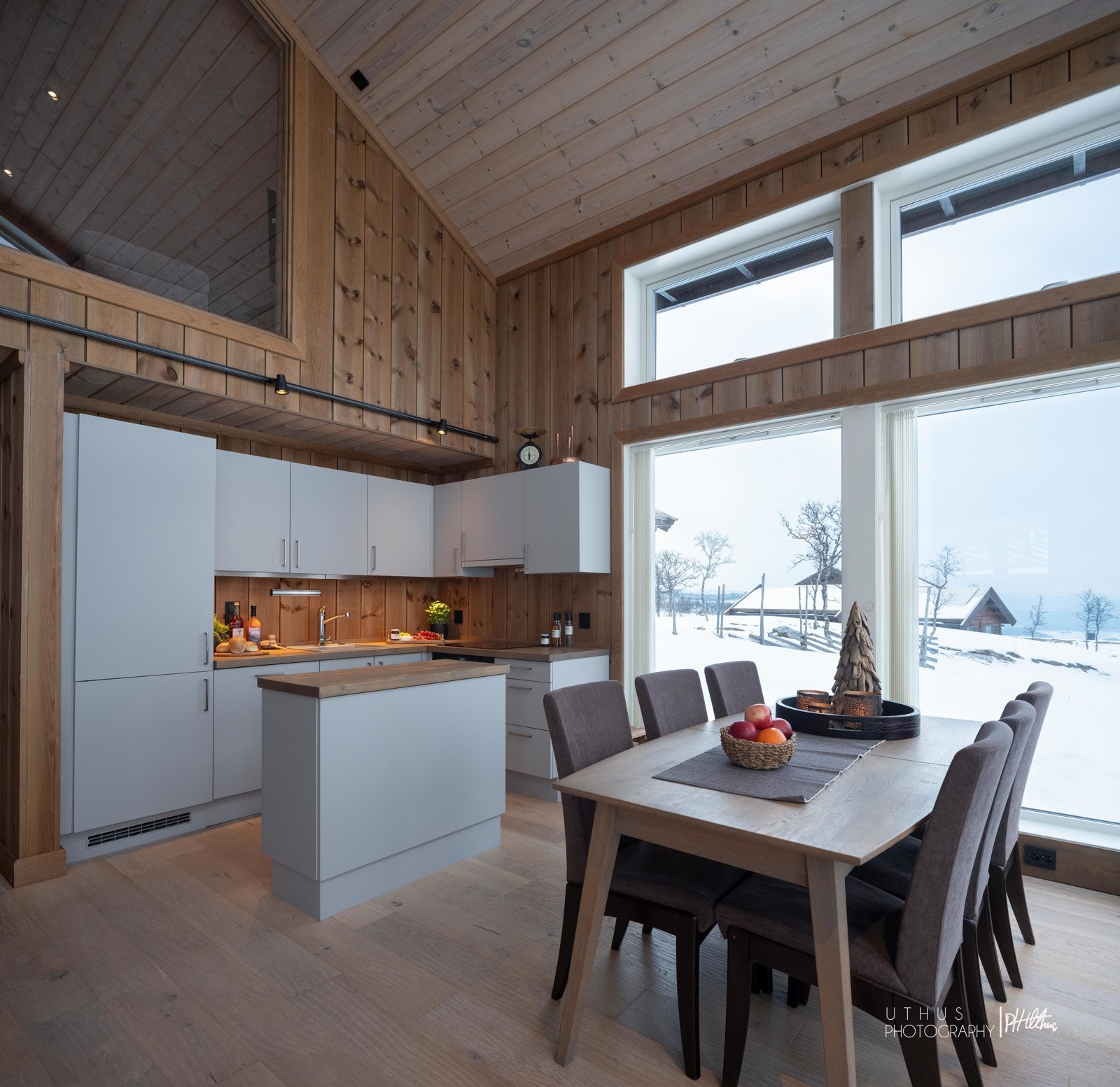 God plass til spisestue Galleribilde