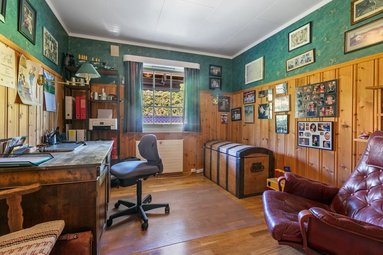 Soverom 2 i dag brukt som kontor Galleribilde