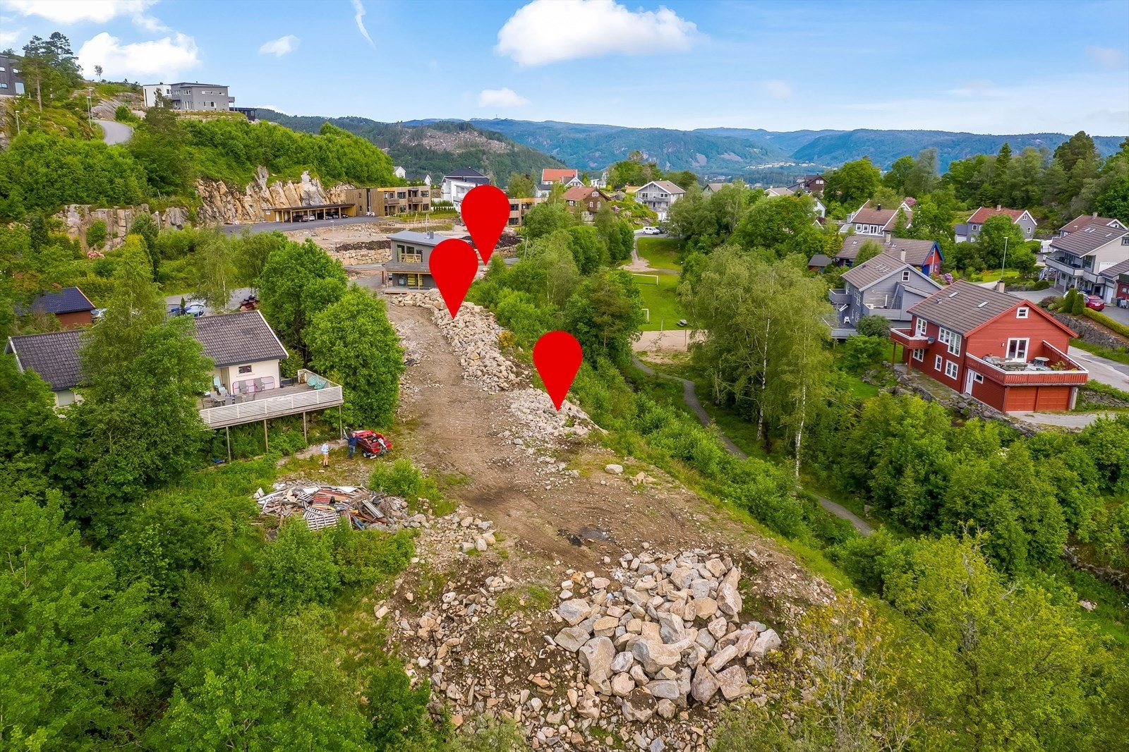 Solheiveien 40, Solheiveien 38 og Solheiveien 36. Galleribilde