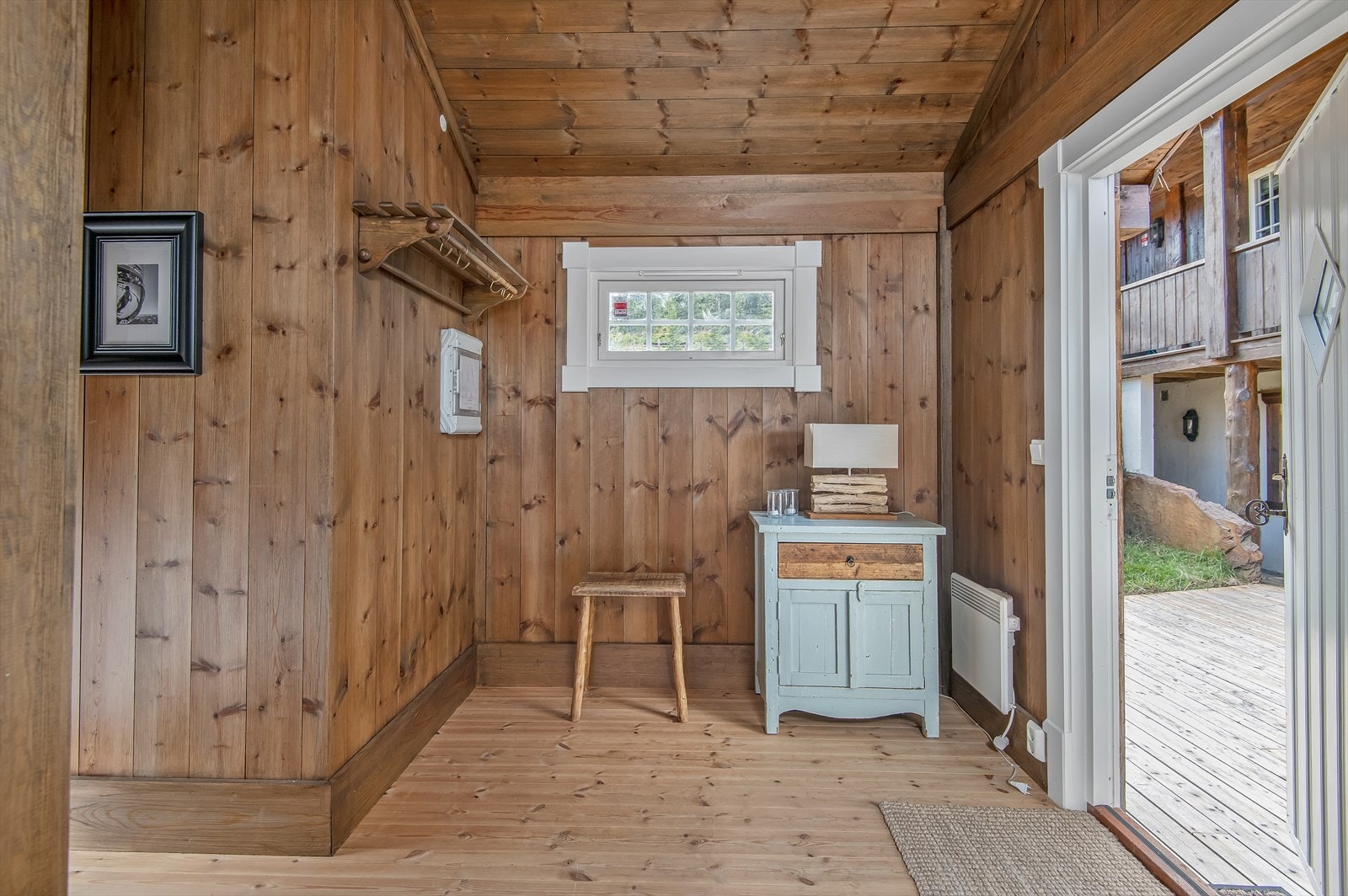 Annekset er perfekt om man har gjester eller ungdom i hus. Galleribilde