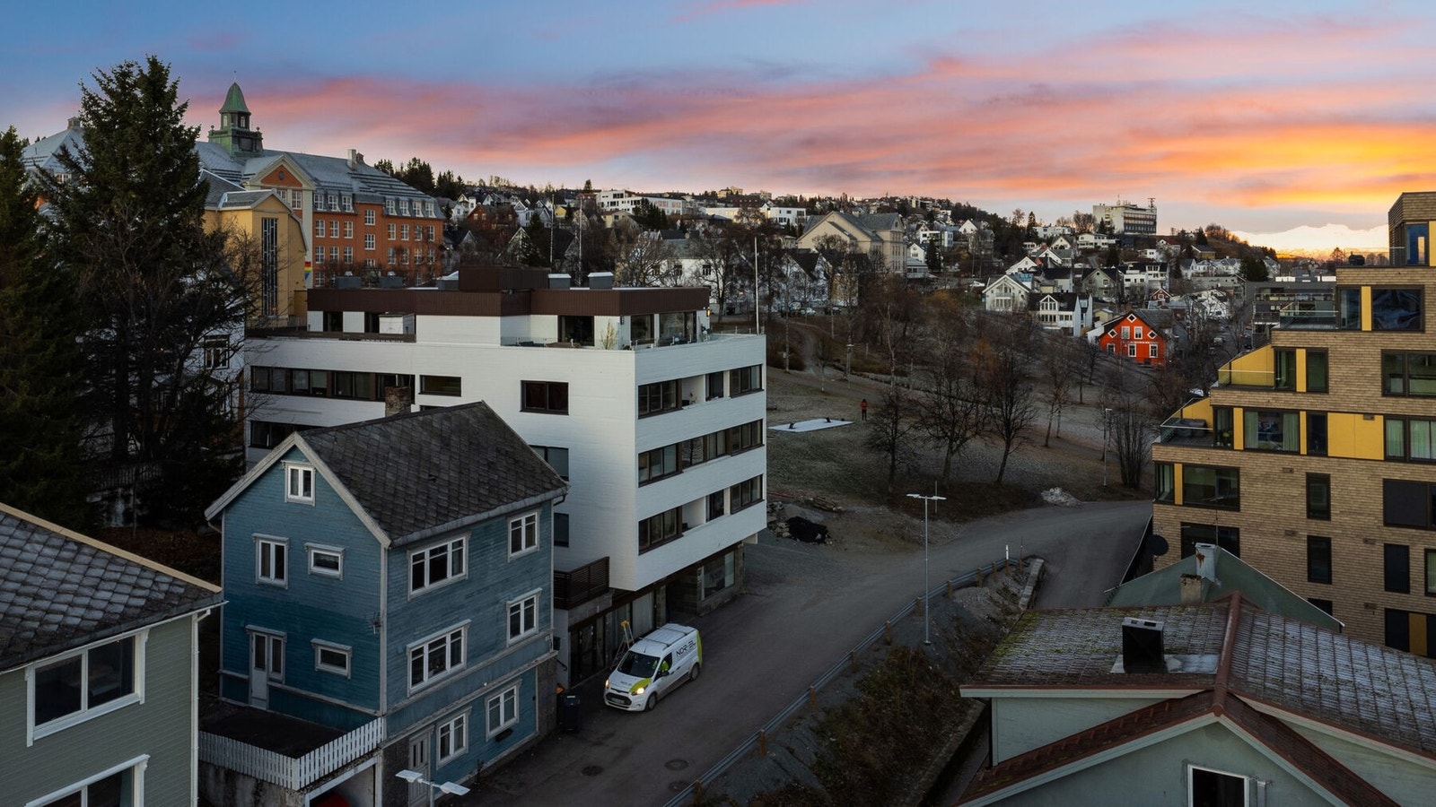 Er du ute etter en liten leilighet med sentral beliggenhet, er dette boligen for deg. Galleribilde