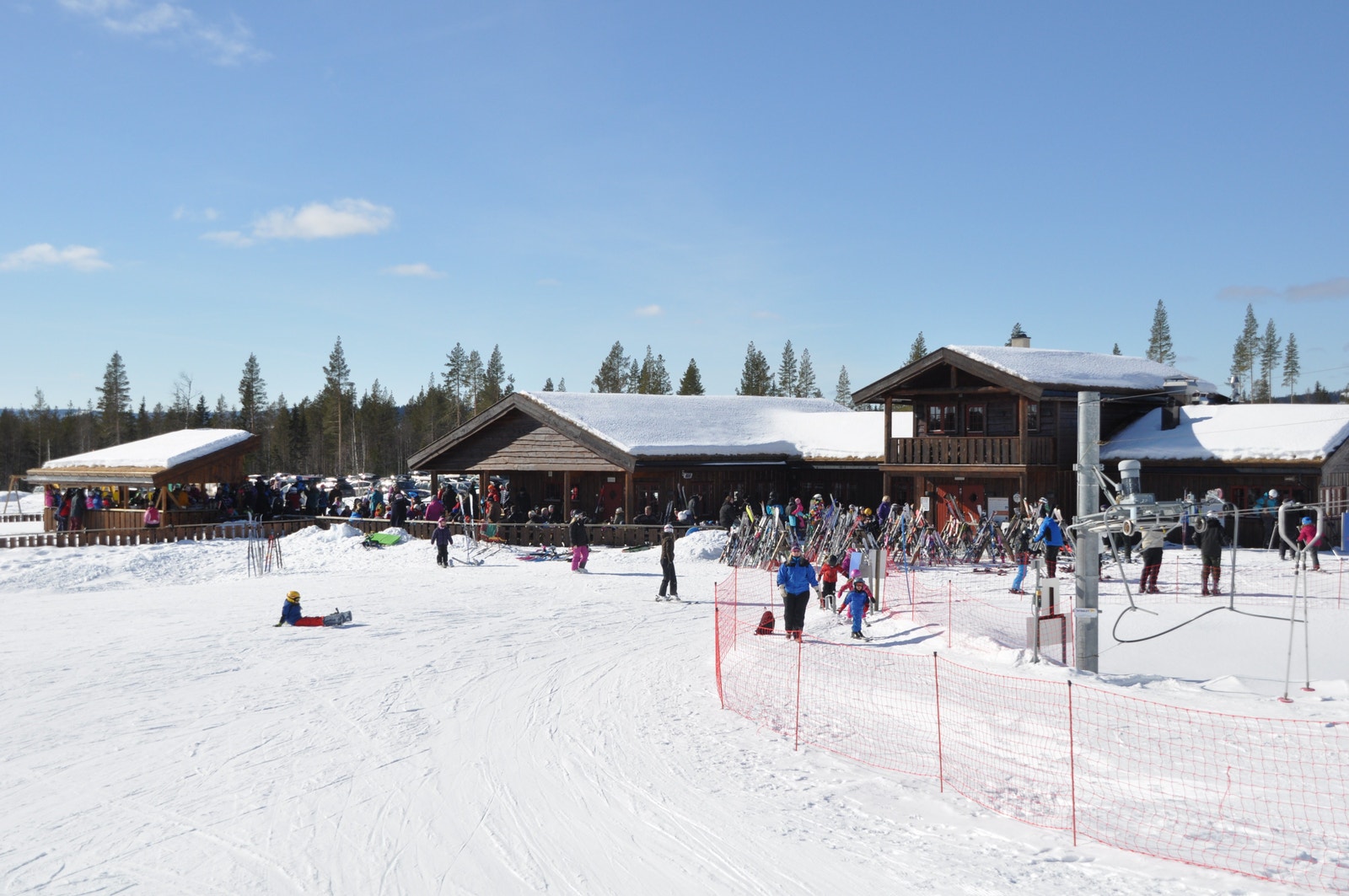 Alpinanlegg like ved Galleribilde