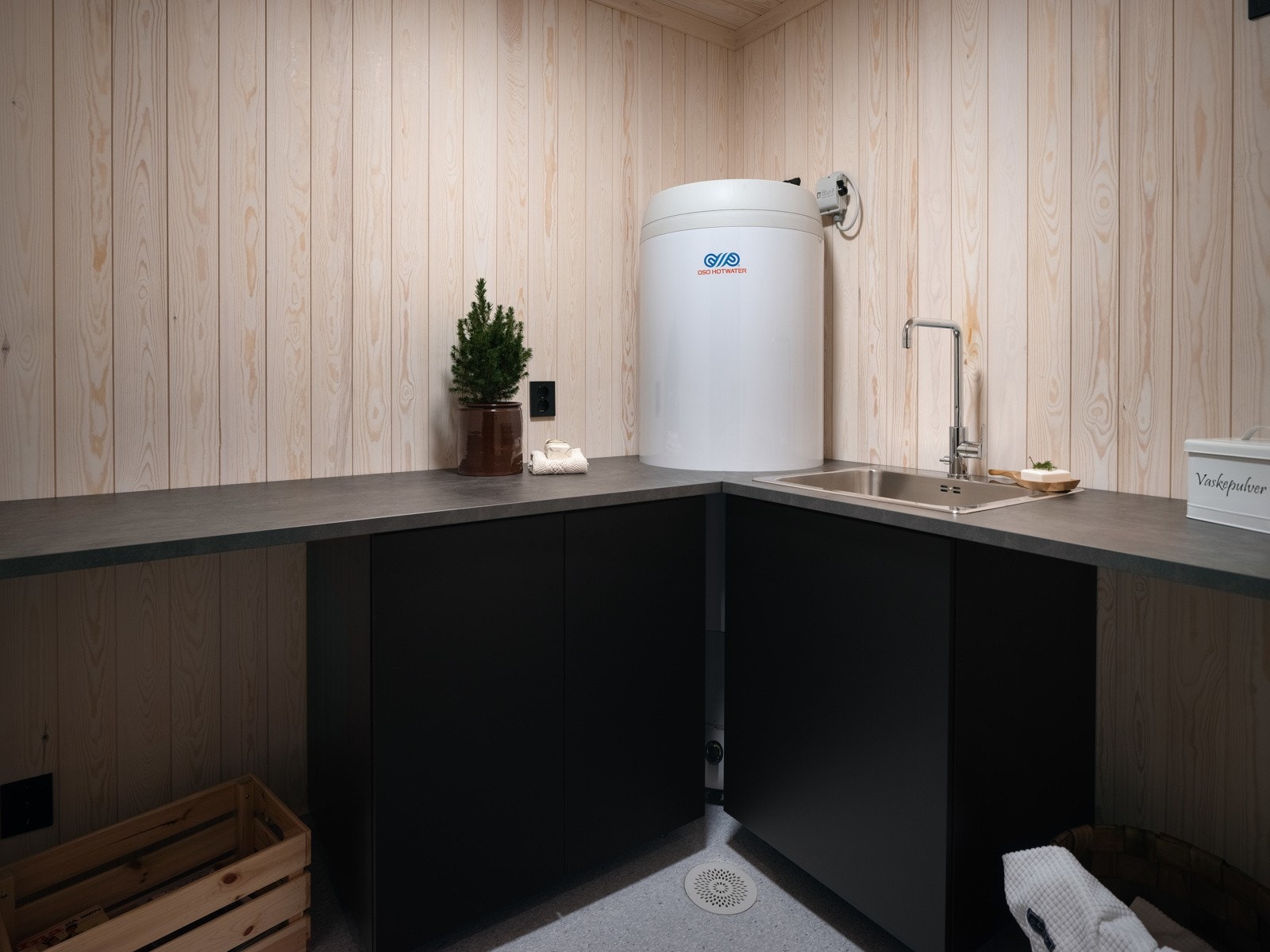 Vaskerom Galleribilde