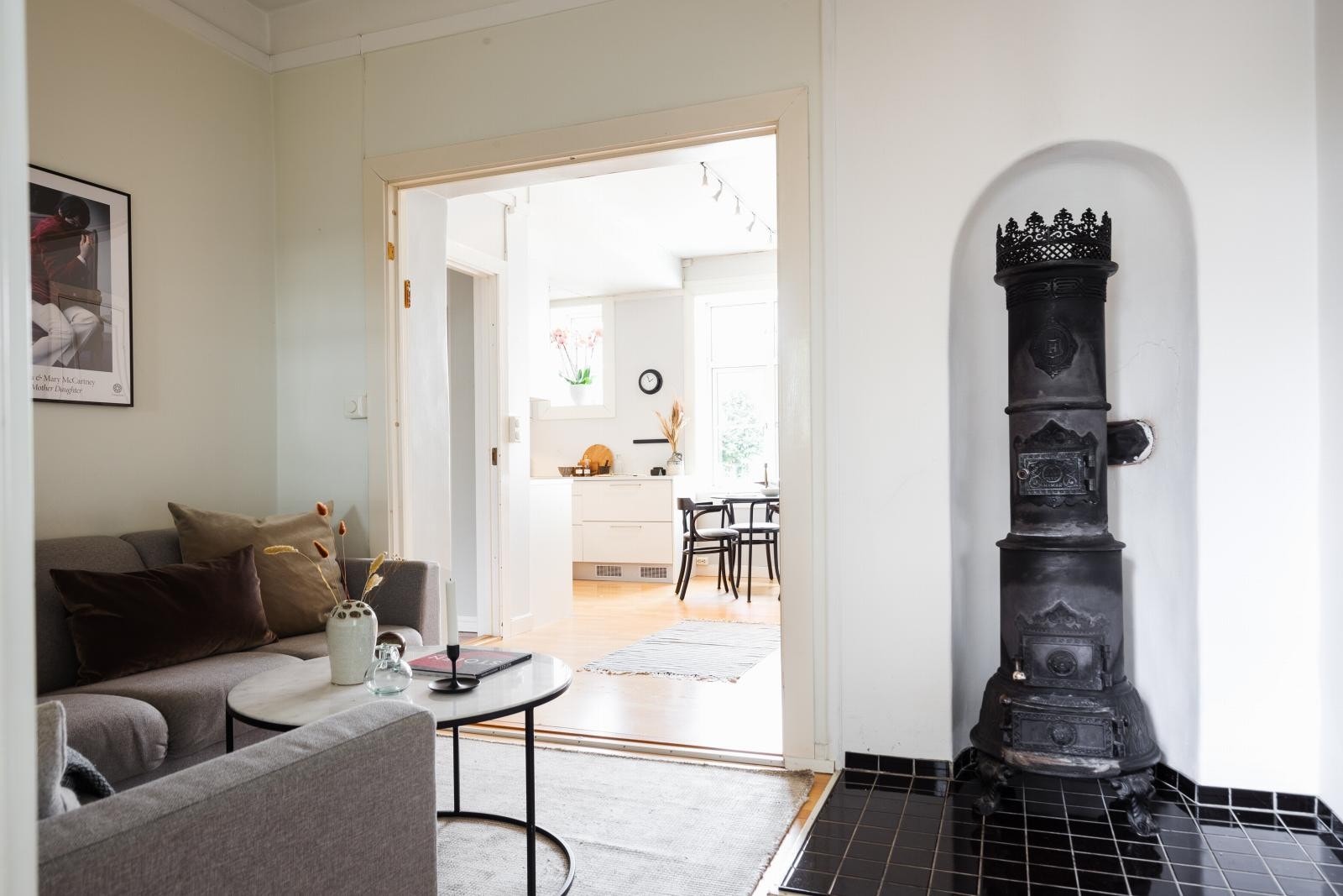 Her er det mulig å flytte rett inn og pusse opp rom for rom, alt etter tid og lommebok. Galleribilde