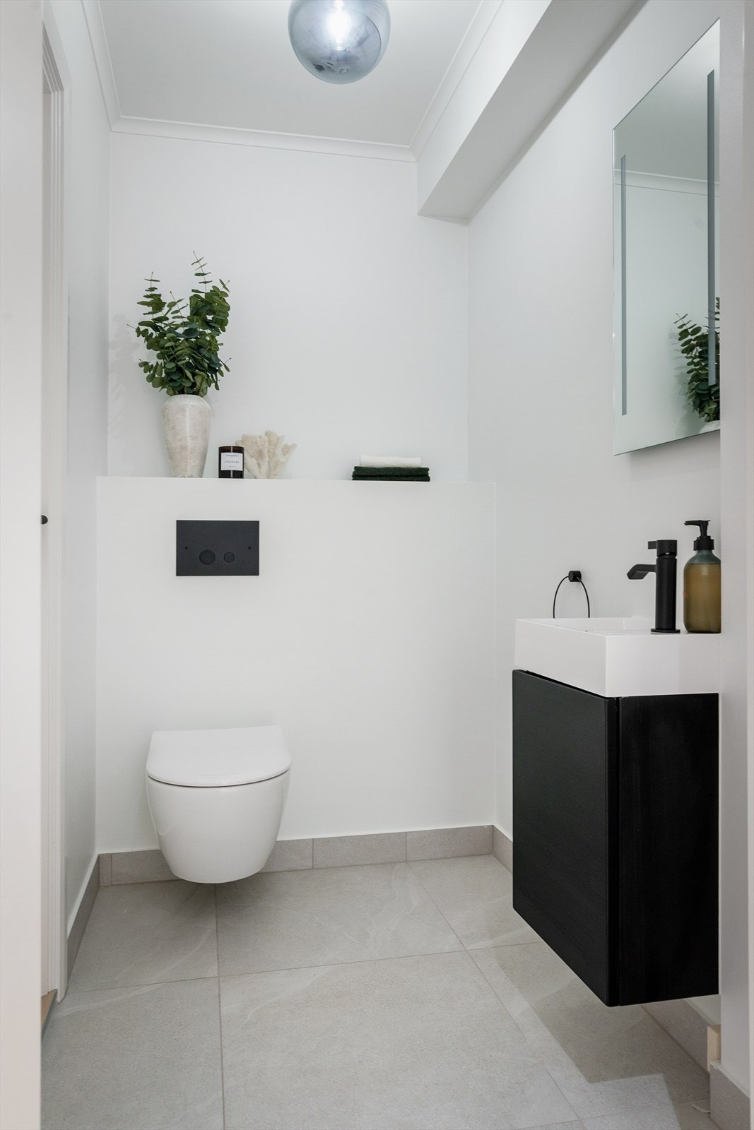 WC i kjeller Galleribilde