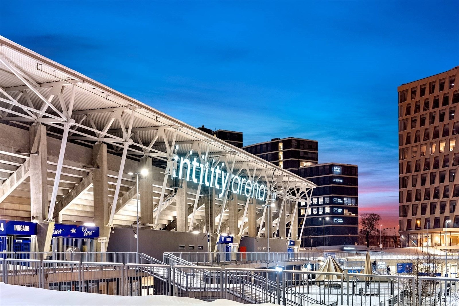 Umiddelbar nærhet til Initility arena Galleribilde