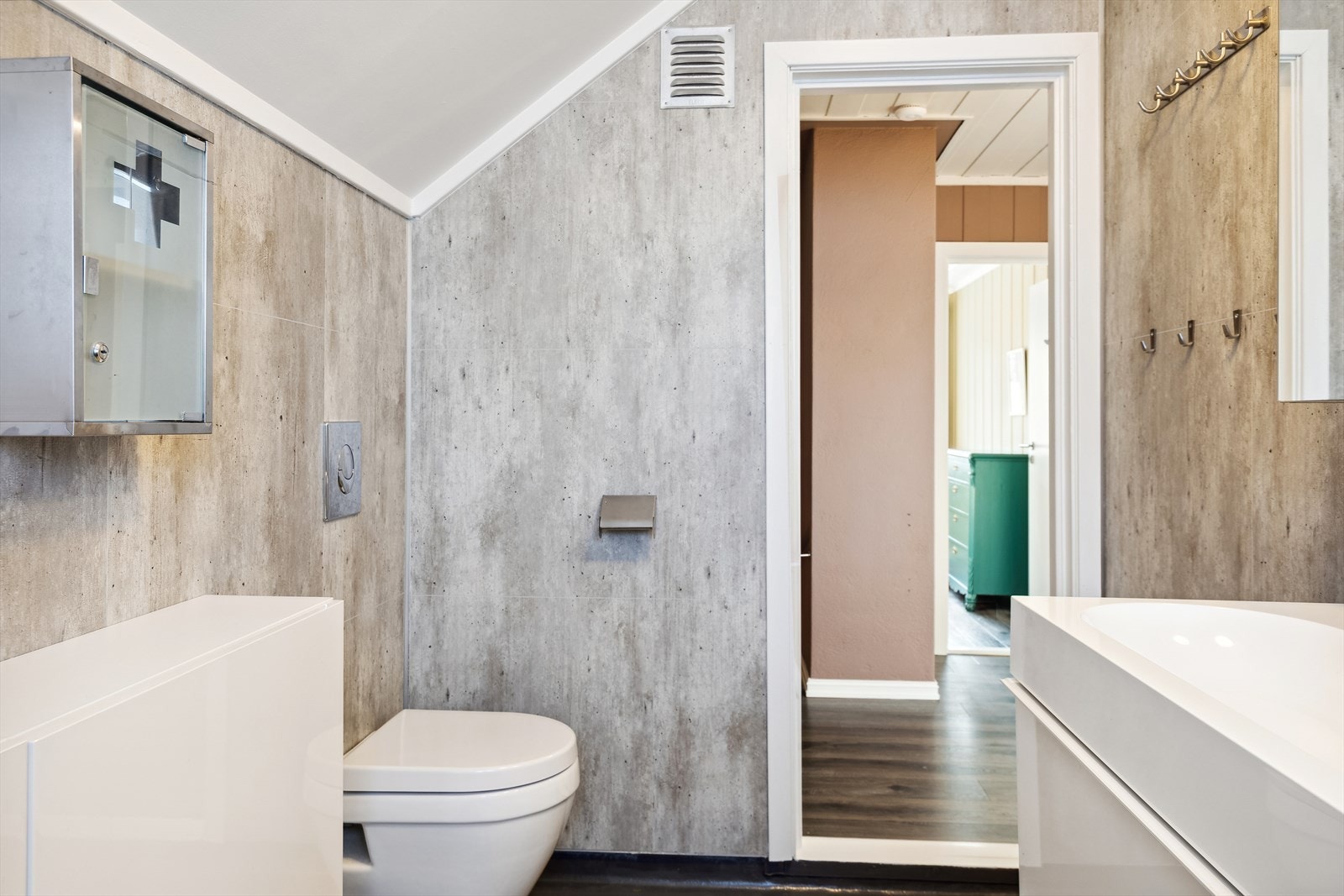 I boligens 2.etg finnes det er praktisk toalettrom. Galleribilde