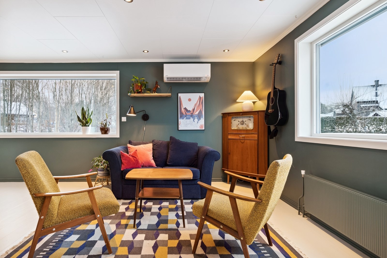 Stuen er av god størrelse med rom for å skape de ulike soner. Galleribilde