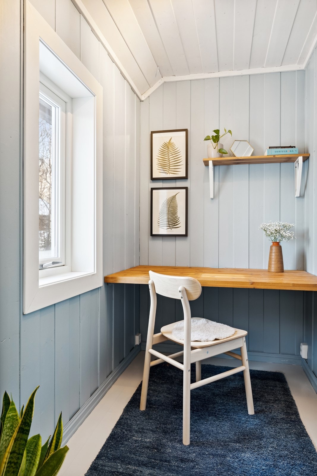 Egen kontorplass passer perfekt or både skole og hjemmekontor. Galleribilde