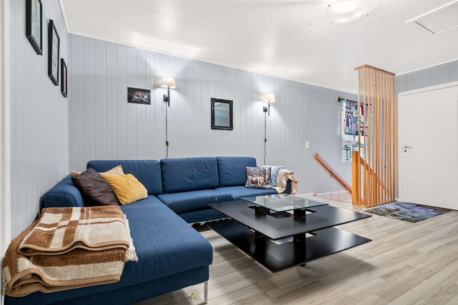 Delikat loftstue med tilgang til kaldloft. Galleribilde