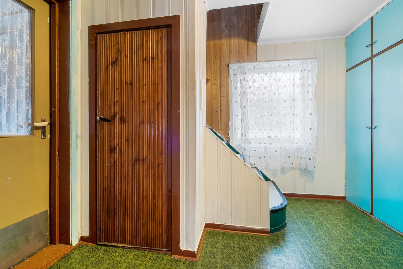 Entre og mellomgang Galleribilde