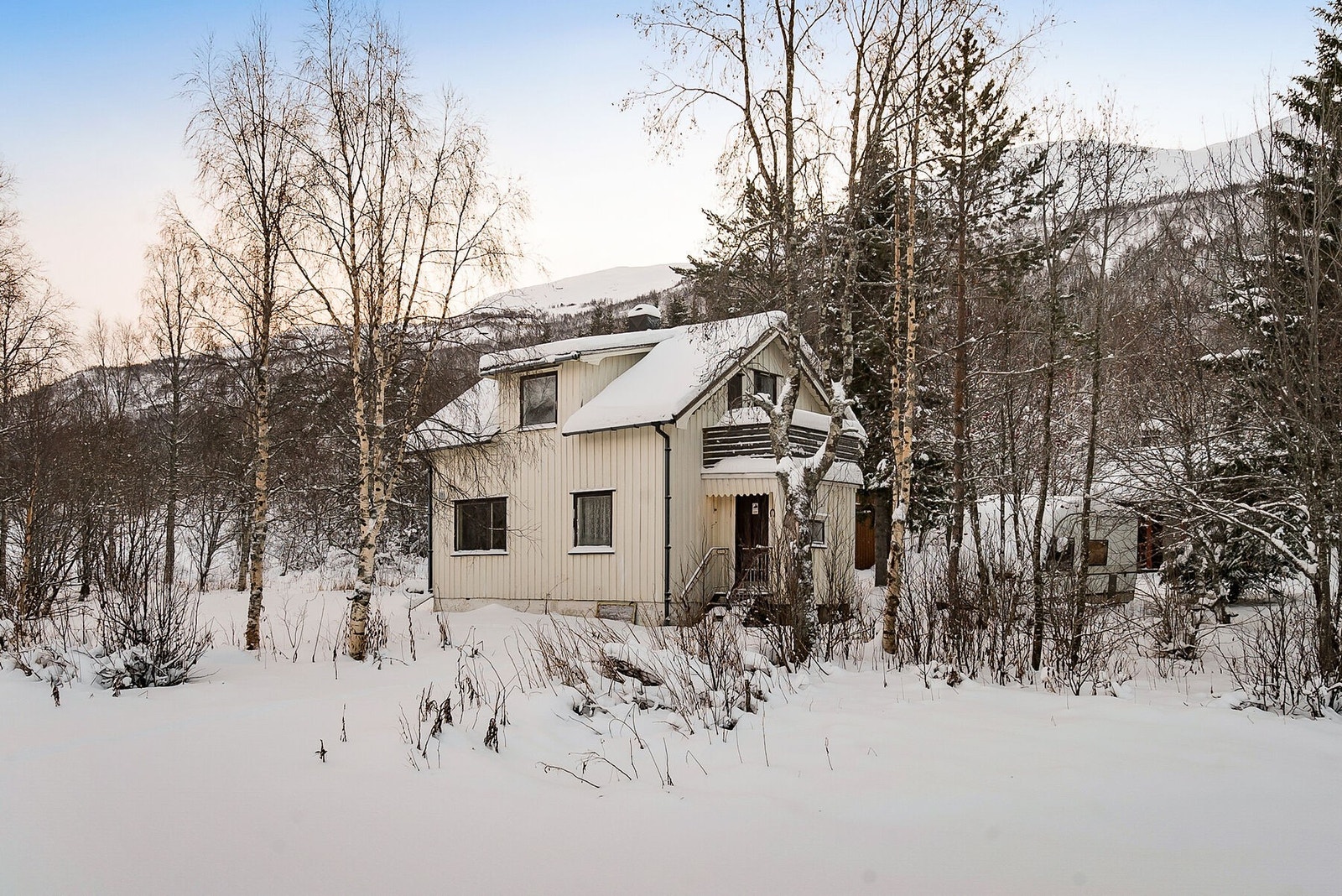 Eiendomsmegler 1 har gleden av å presentere Nabbvollen Galleribilde