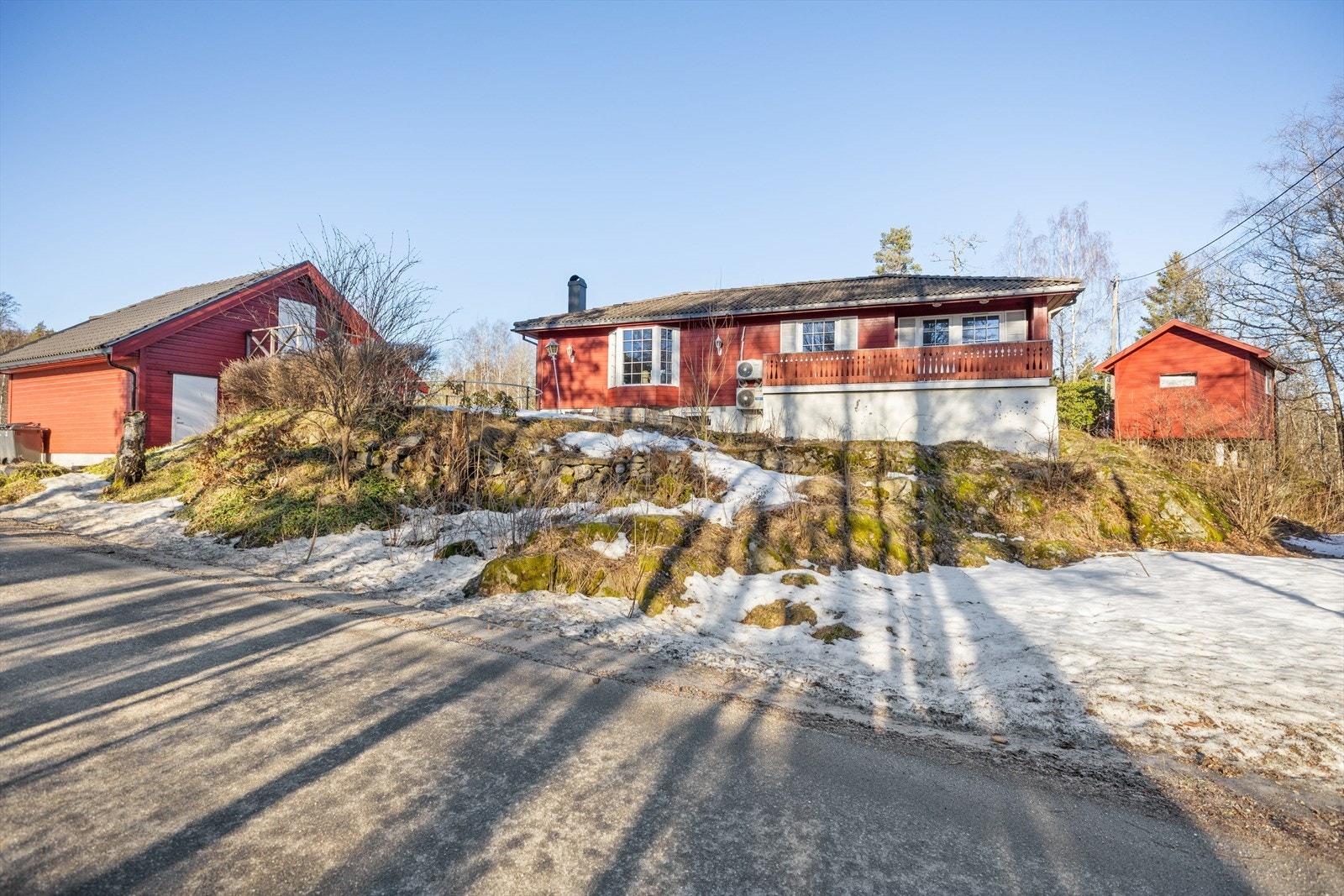 Knardalveien 110! Galleribilde
