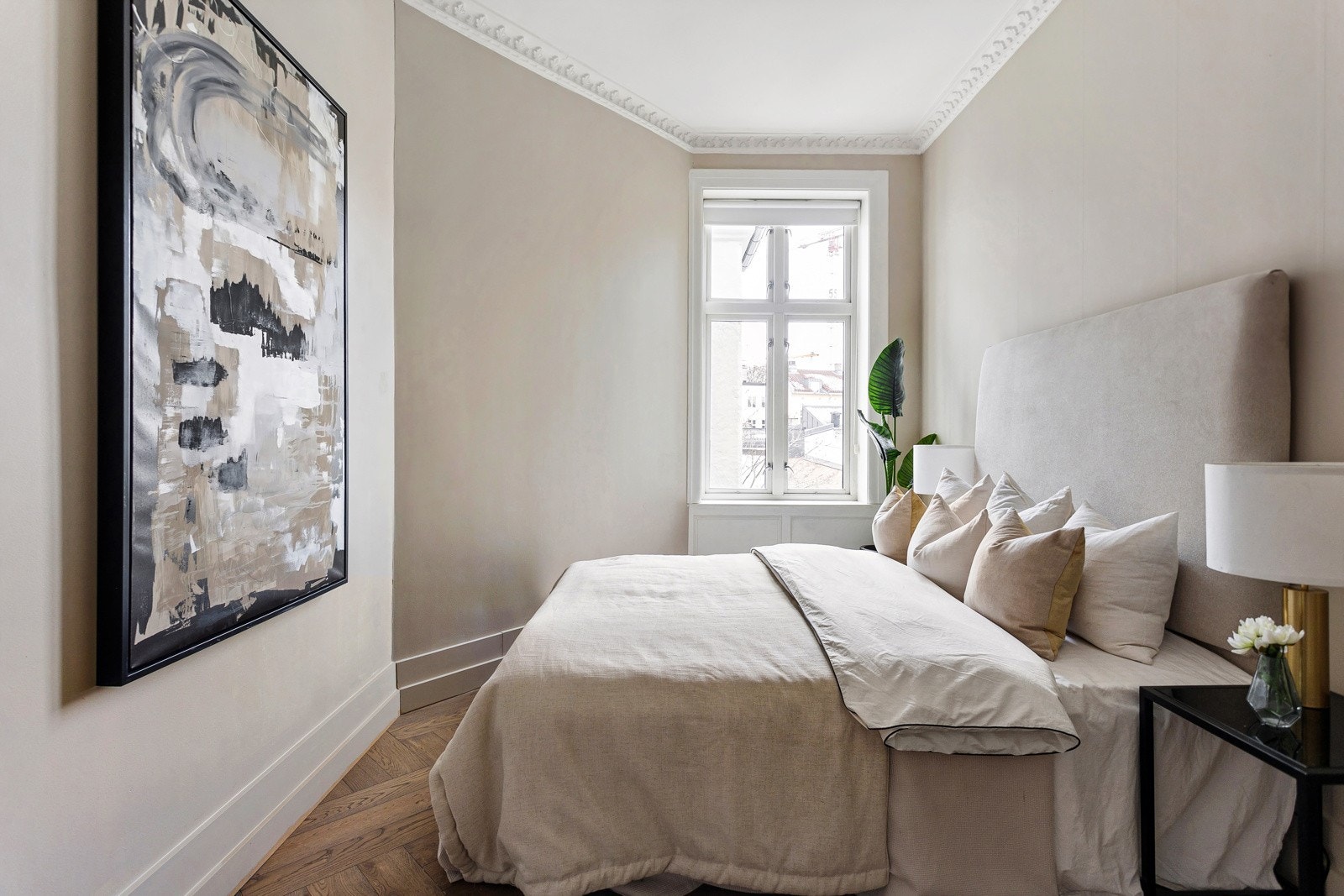 I himlingen er det stukkatur og rosett Galleribilde