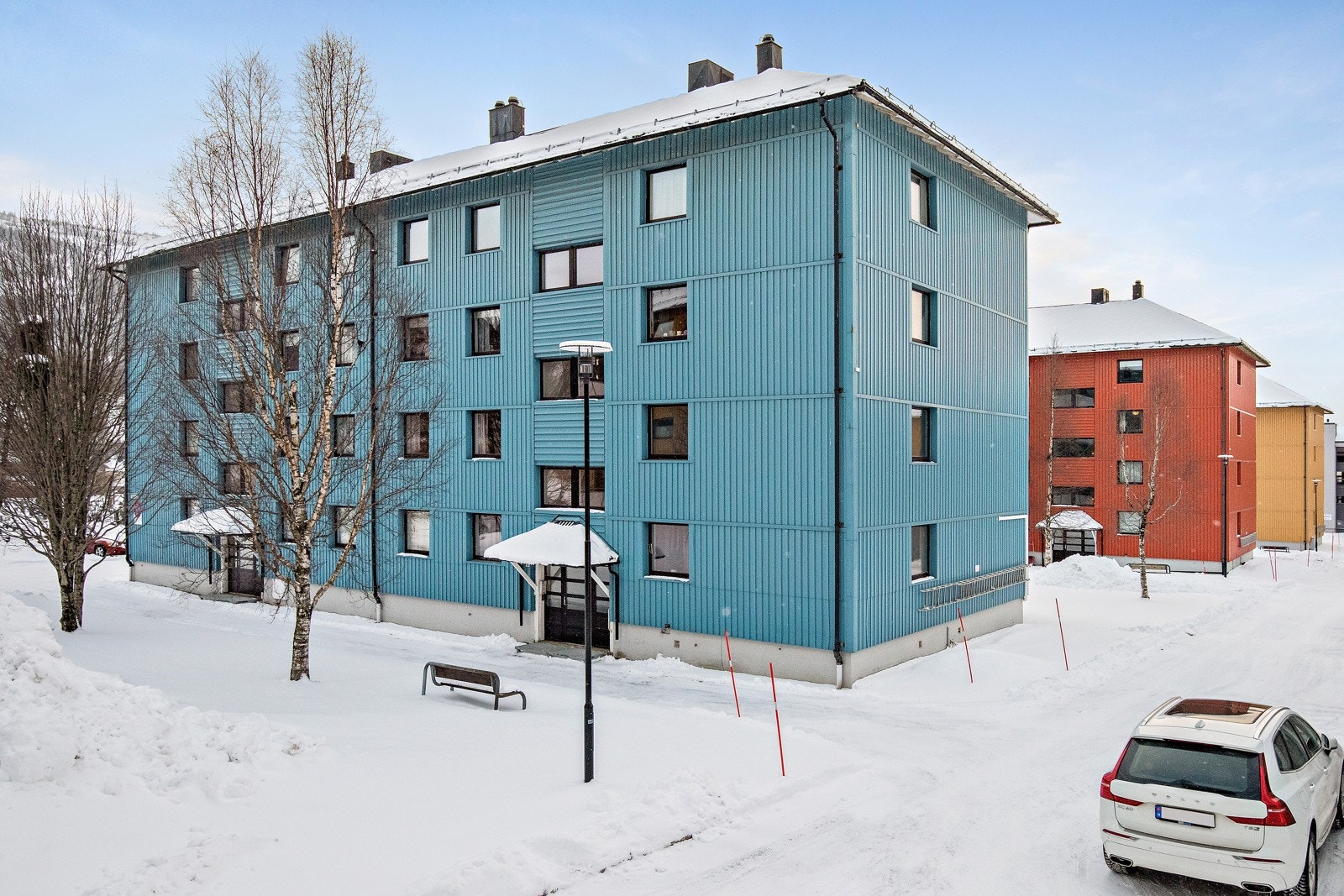 Velkommen til Skolegata 9B - leiligheten har flott beliggenhet i 4. etasje! Galleribilde