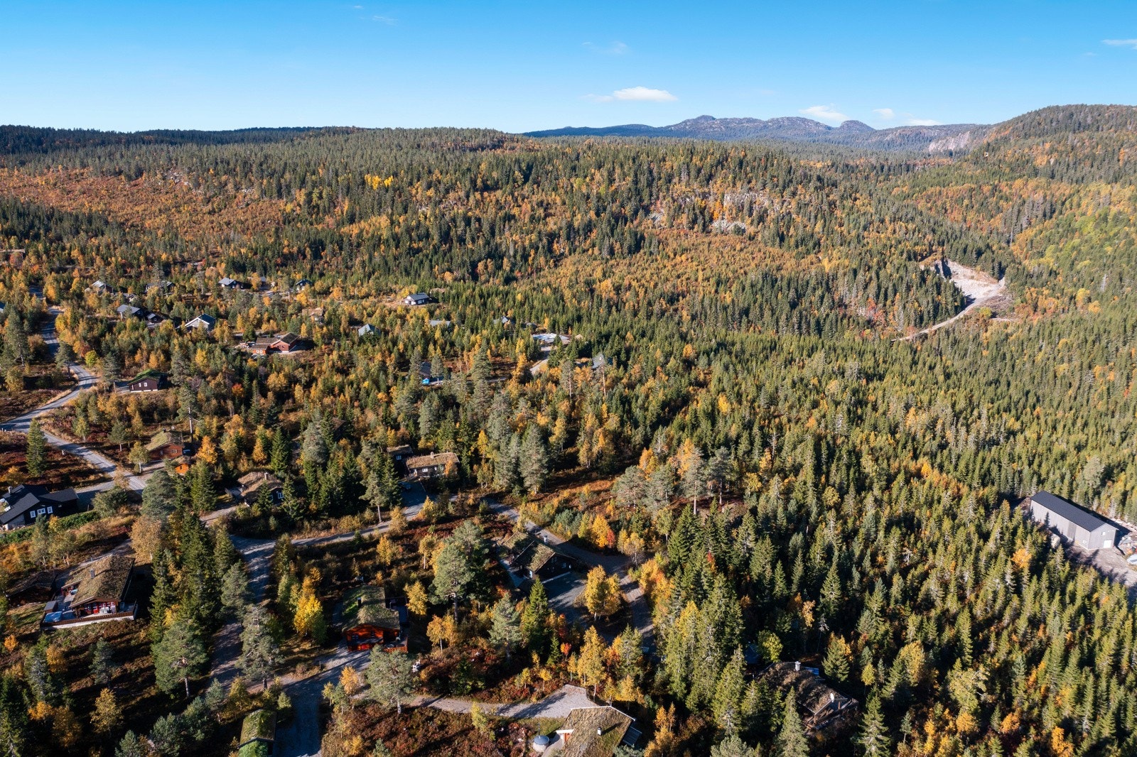 Her får du oppleve alt fra fine turer i fjellet til ski og vinteraktiviteter. Galleribilde