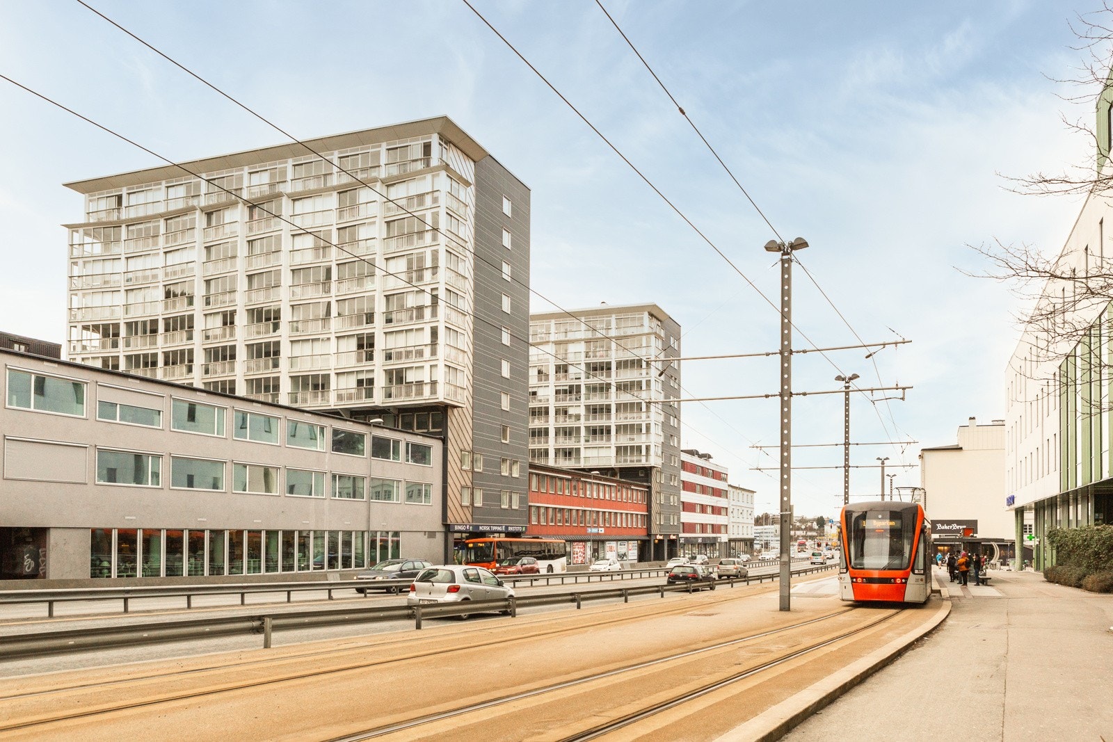 Kollektivtilbudet i området er svært godt med bybanestopp og bussholdeplass like ved Galleribilde