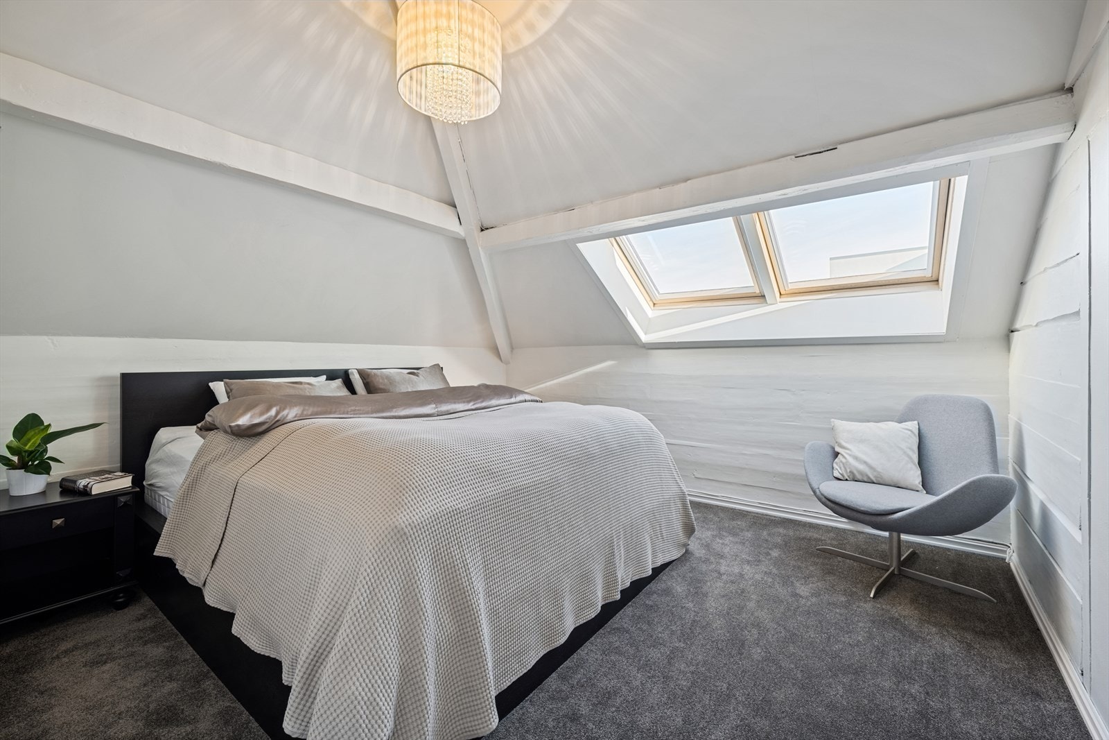 Hovedsoverom på loft. Galleribilde