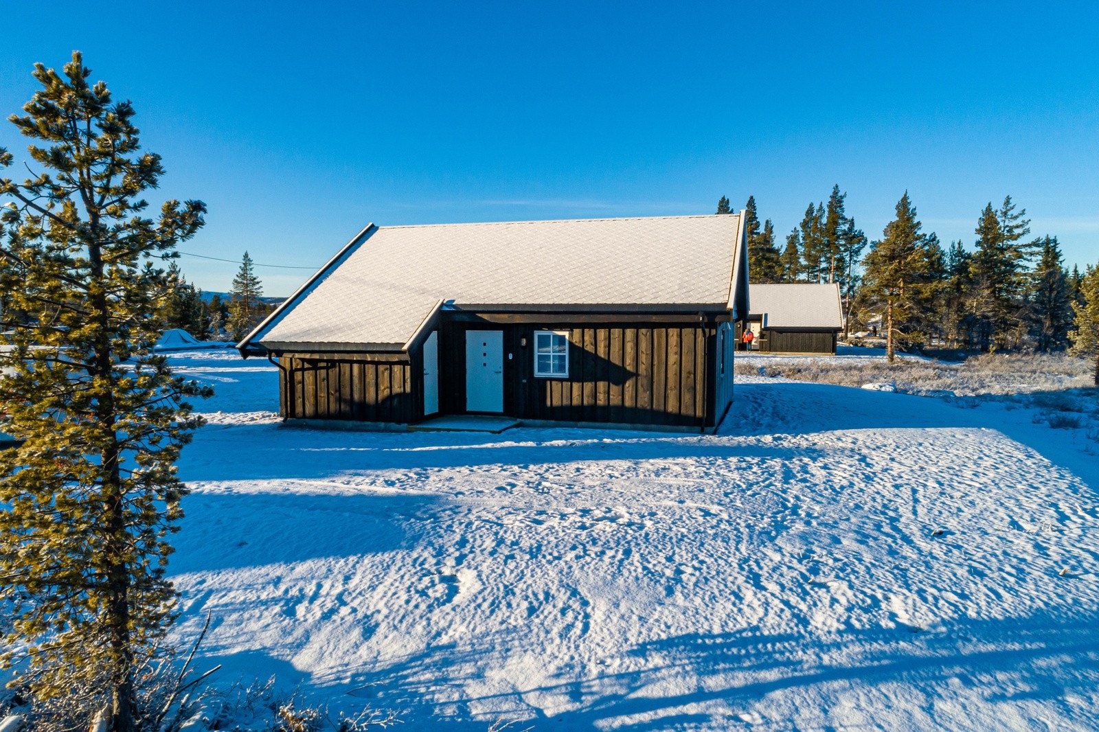 Det første snøfallet kommer ofte på Lygna like tidlig som i fjellregionene og snøen varer normalt til godt over påske! Derfor er også Lygna Skisenter etablert på Lygna, nord for Lygnalia. Galleribilde