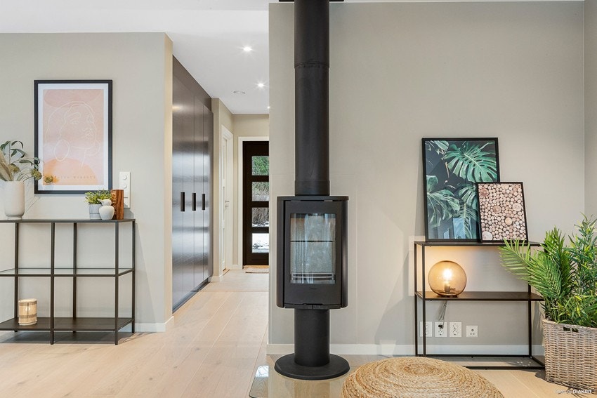 Hyggelig med peis i stuen Galleribilde