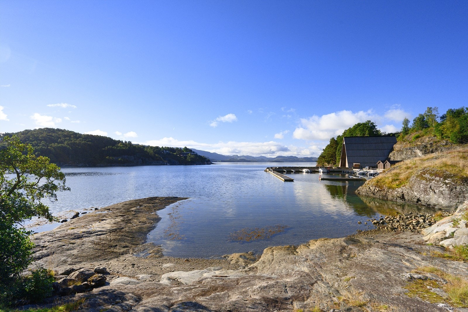 Svaberg og strender Galleribilde